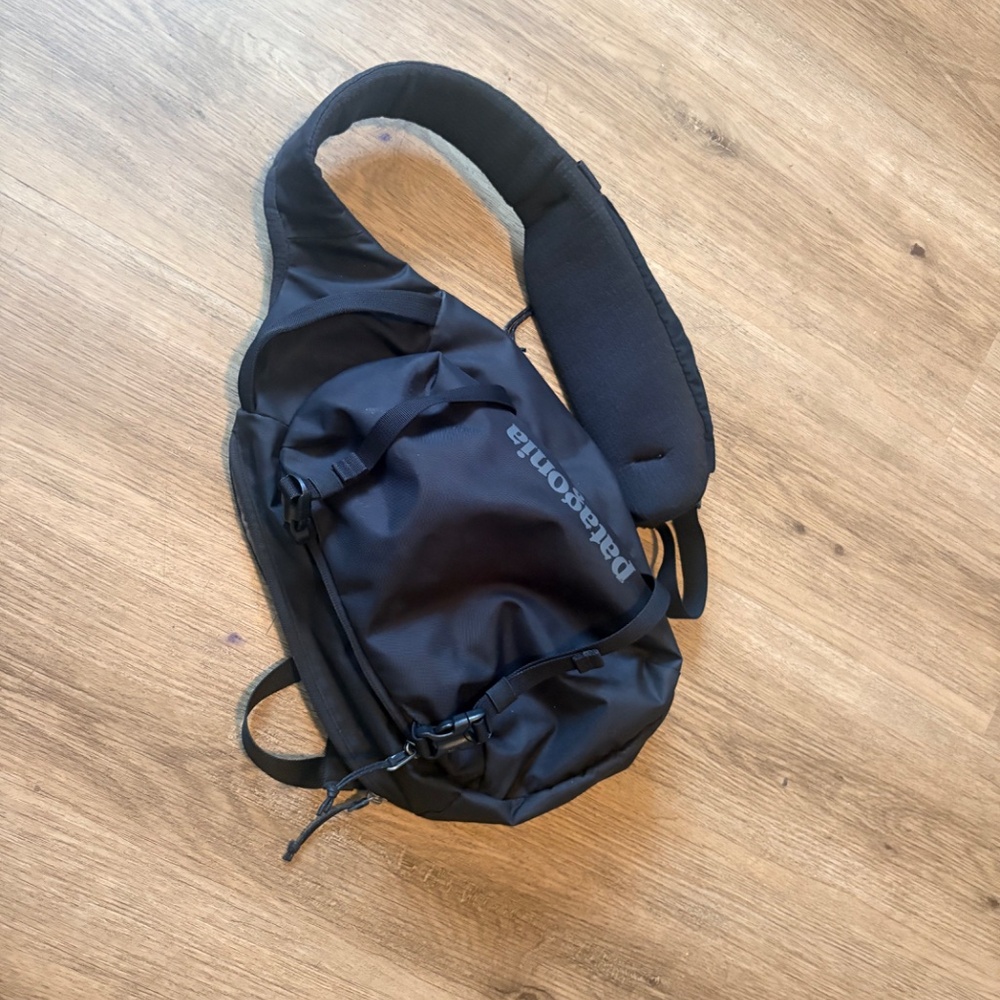 Patagonia sling bag